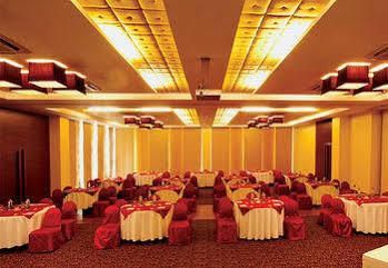 Hôtel The Ffort Raichak. à Calcutta Extérieur photo